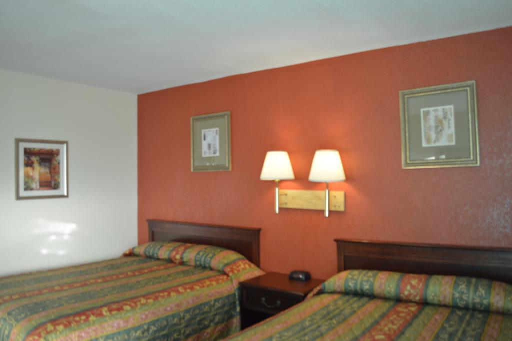 Rodeway Inn & Suites Blythe I-10 מראה חיצוני תמונה