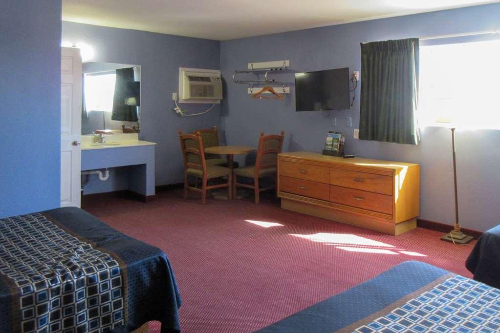Rodeway Inn & Suites Blythe I-10 חדר תמונה